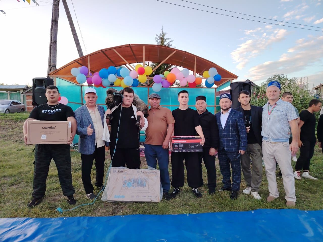 Кече Ачасырда шәпски иттереп «Авыл көне»н гөрләттеләр