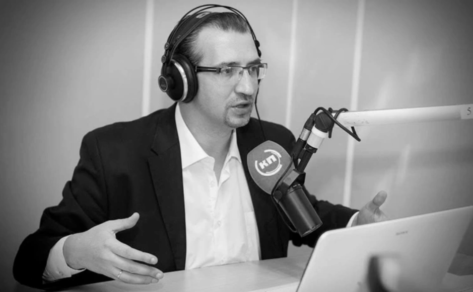 Танылган радио алып баручысы вафат