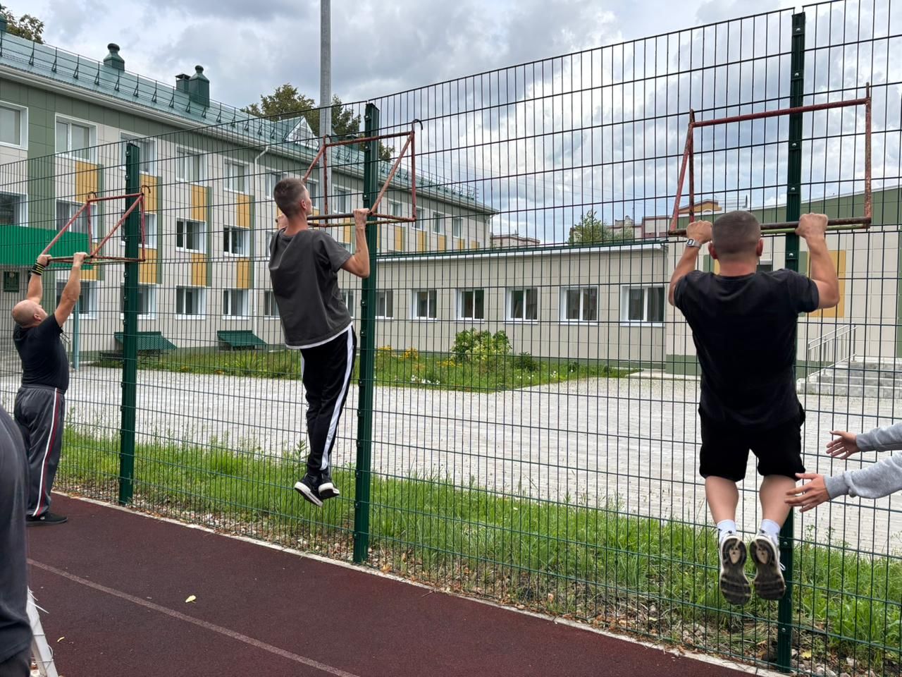 Росгвардиянең сак хезмәткәрләре бүген ГТО нормативлары тапшырды