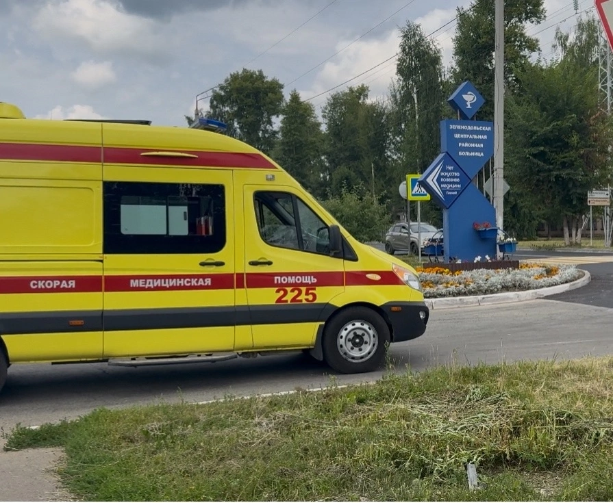 Россиялеләрне югары белеме булмаган санитарлар һәм шәфкать туташлары дәвалый башлаячак