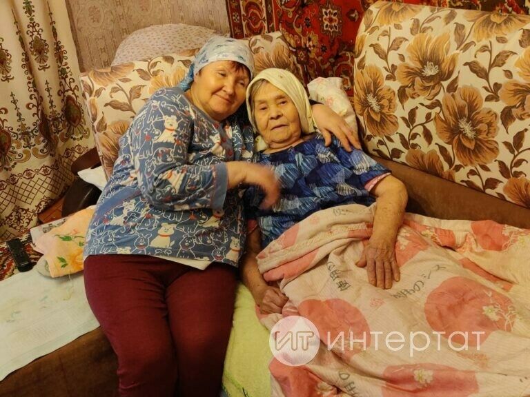 «Намазга баскач, төшендем: әнине карап яшәү – минем җәннәткә юлым»