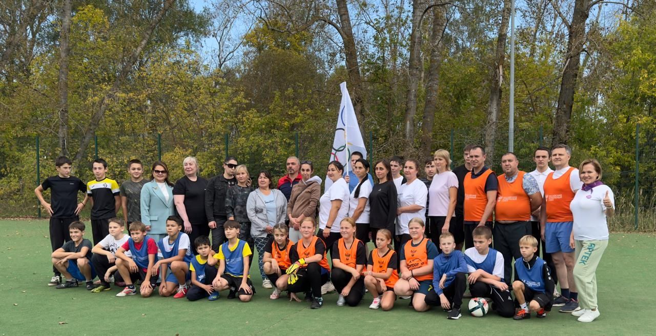 Әйшә гимназиясендә «Футболчылар гаиләсе» дигән футбол беренчелеге узган