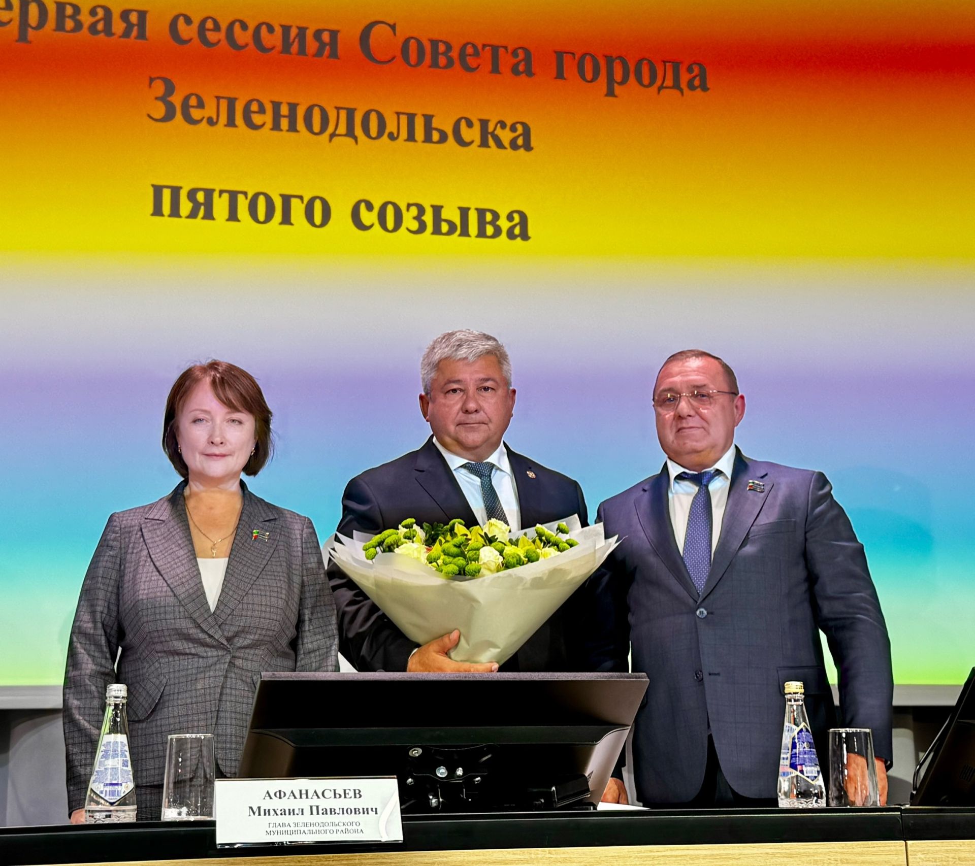 Үсеш өчен бертавыштан! Михаил Афанасьев Яшел Үзән мэры итеп сайланды