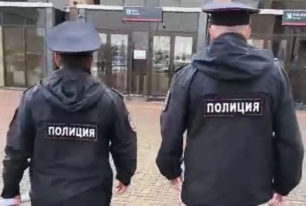 Комсомольская урамындагы кибетне талаганнар