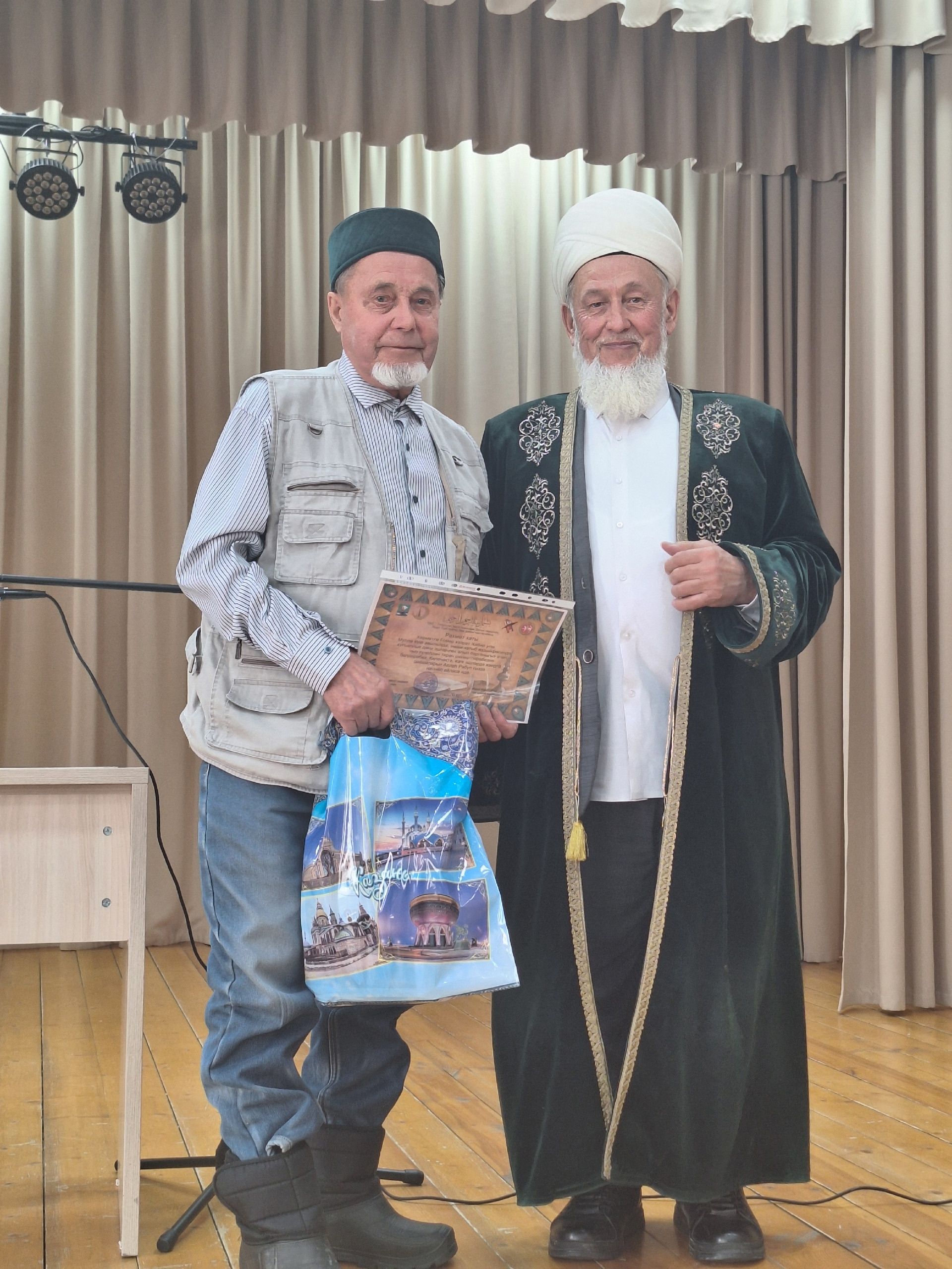 Мулла Илендә «Яшь буынны саклауда рухи һәм патриотик тәрбиянең әһәмияте» дип исемләнгән очрашу узды