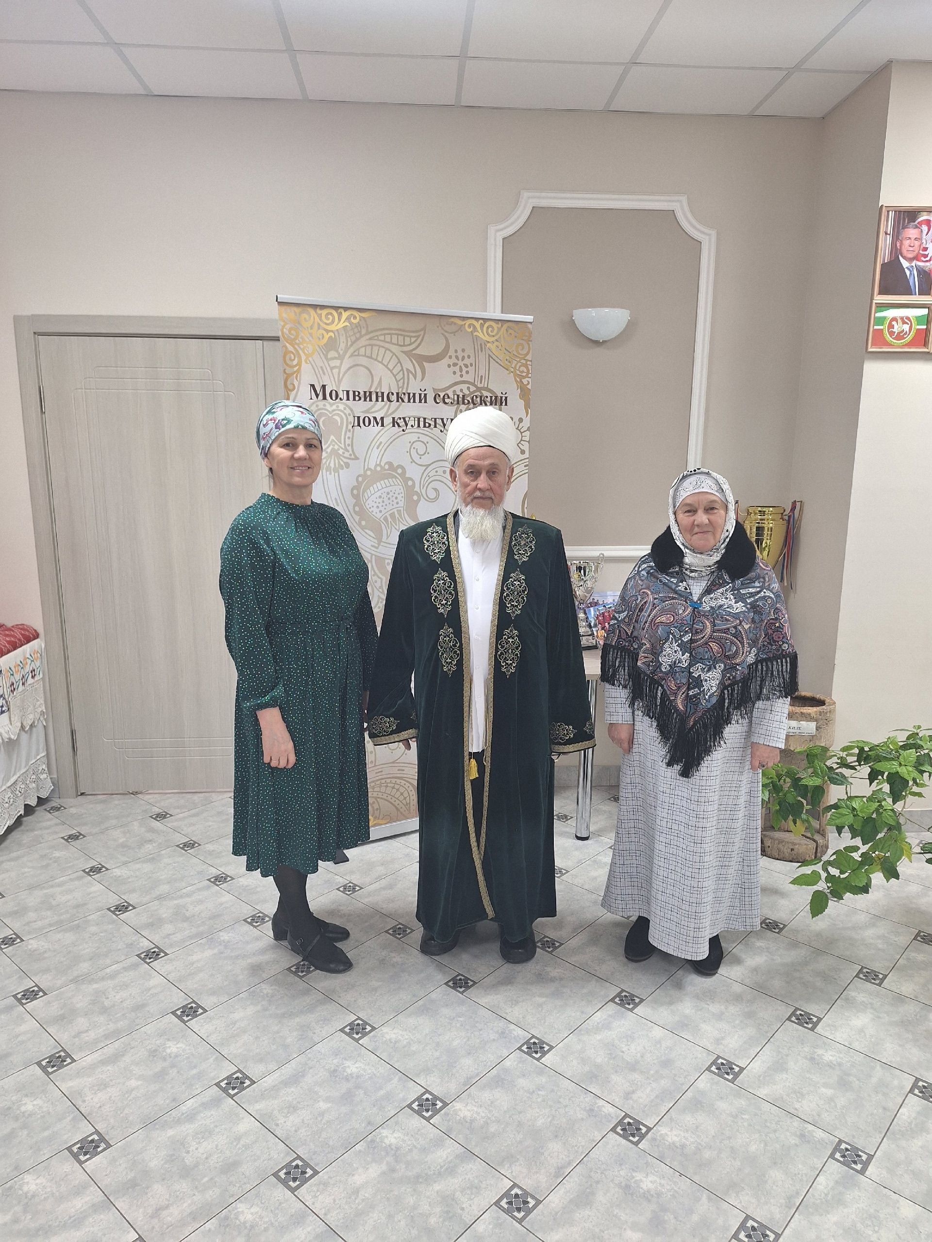 Мулла Илендә «Яшь буынны саклауда рухи һәм патриотик тәрбиянең әһәмияте» дип исемләнгән очрашу узды