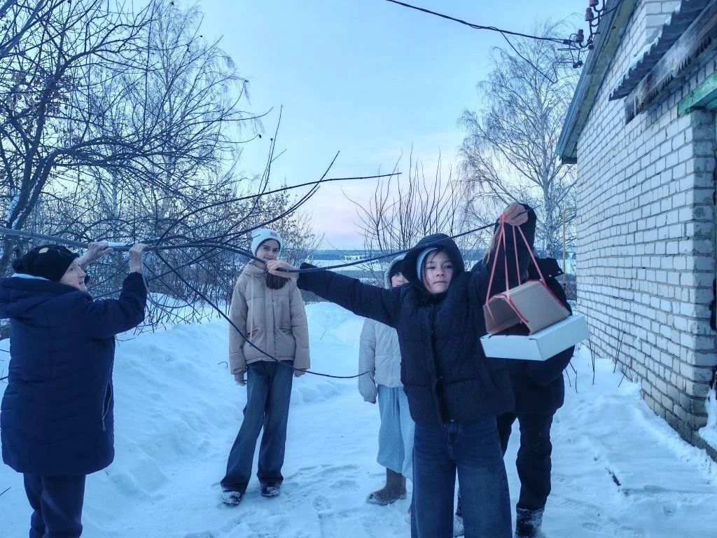 Олы Шырдан мәдәният йортында «Кышын кошларны ашатыгыз» акциясе узды