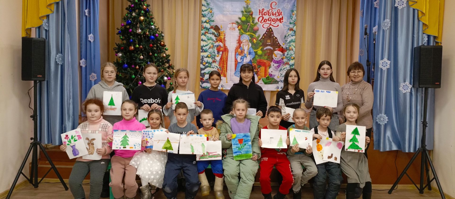 Бакырчы мәдәният йортында өлкәннәр һәм балалар өчен күңелле чара оештырганнар