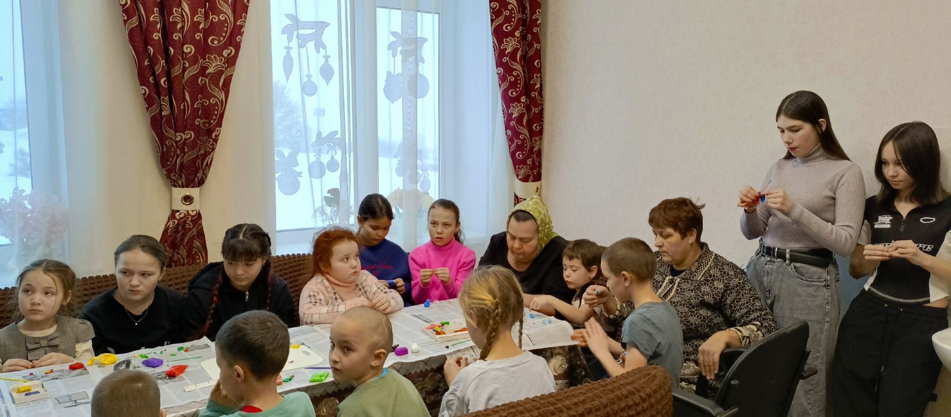 Бакырчы мәдәният йортында өлкәннәр һәм балалар өчен күңелле чара оештырганнар
