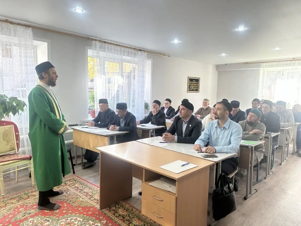 Яшел Үзән районы имамнары өчен икенче белем бирү семинары уза