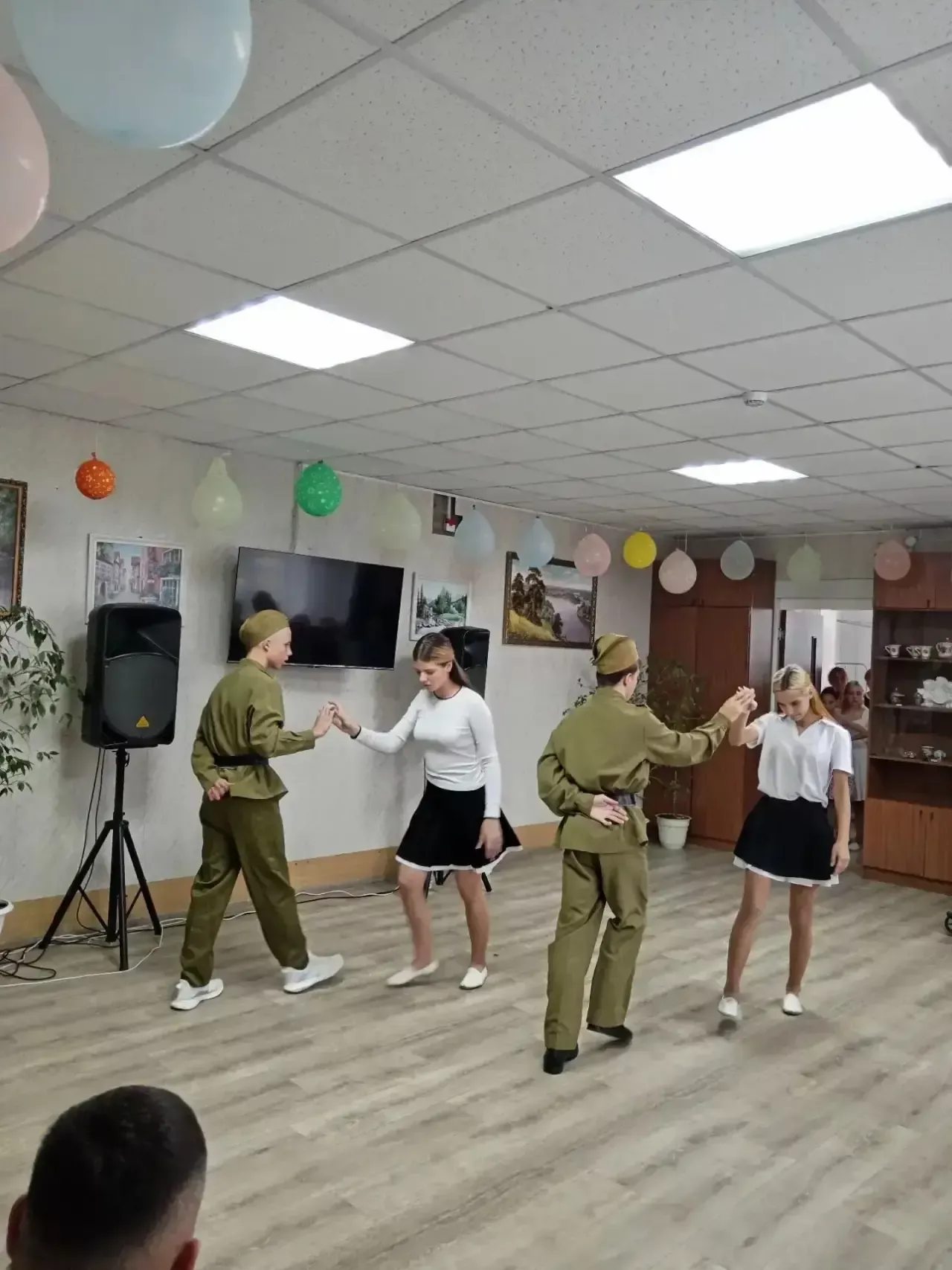 Норлат балалар йорты тәрбияләнүчеләре өлкәннәр өчен концерт куйды