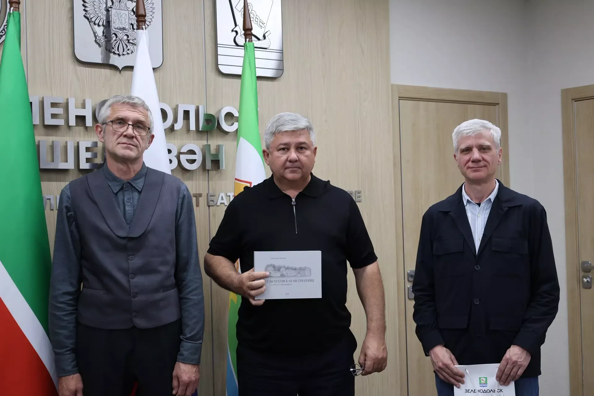 Яшел Үзән мэры Александр Ризванов белән очрашты