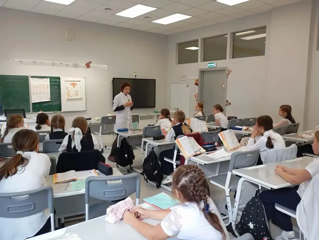 Яшел Үзән хастаханәсенең медицина профилактикасы үзәге психологы 18нче лицейда булды