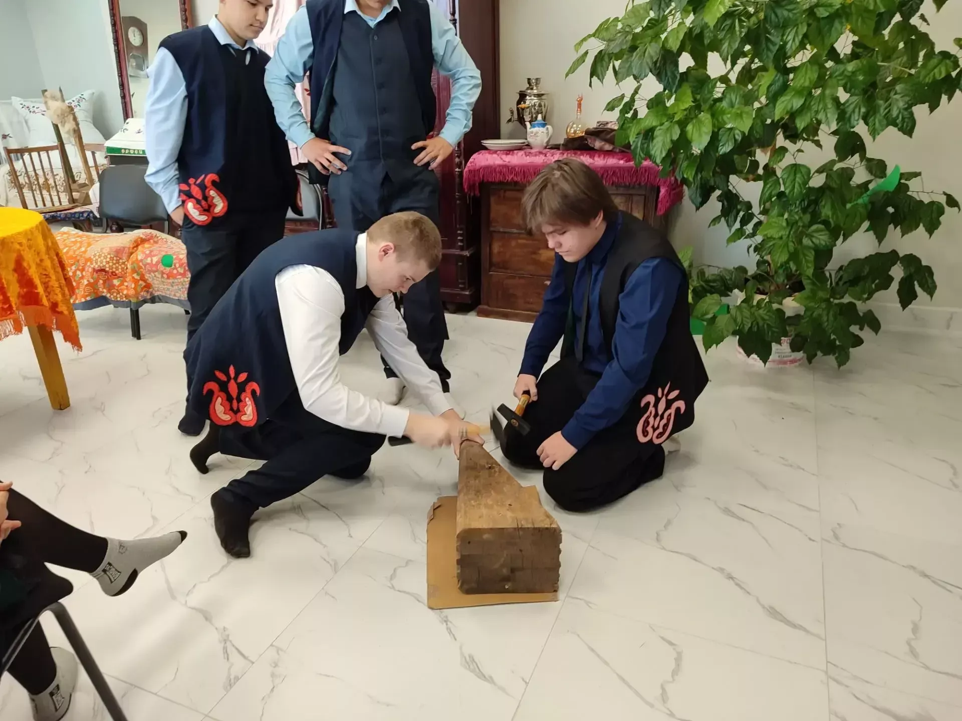 Бишнә мәдәният йортында «Туган якны өйрәнү» музее эшли