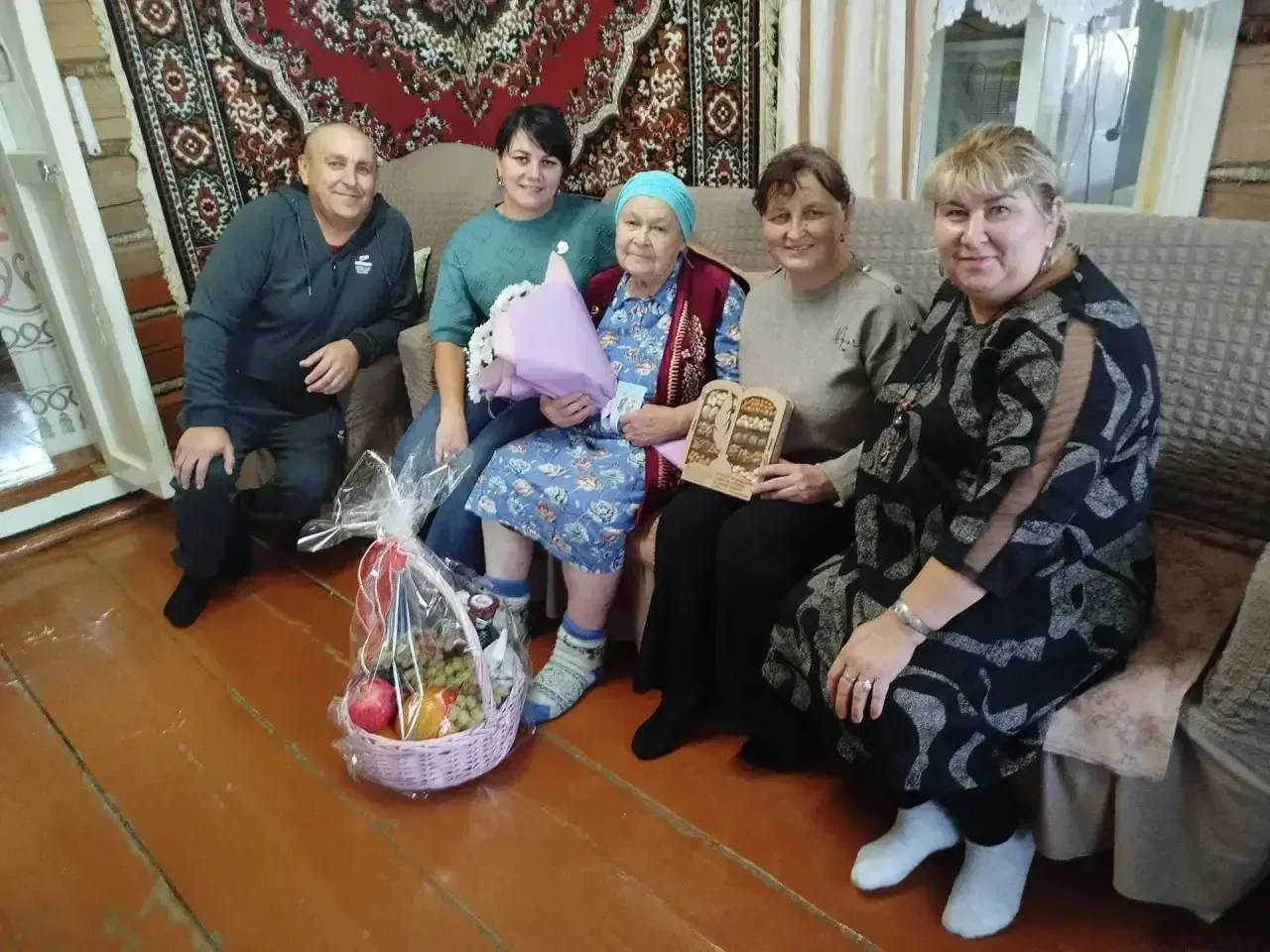 Укытучыбызга — олы хөрмәт һәм ихлас рәхмәт