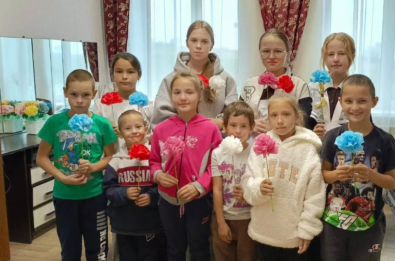 Бакырчы мәдәният йортында Укытучылар көне уңаеннан балалар өчен үзенчәлекле мастер-класс узды