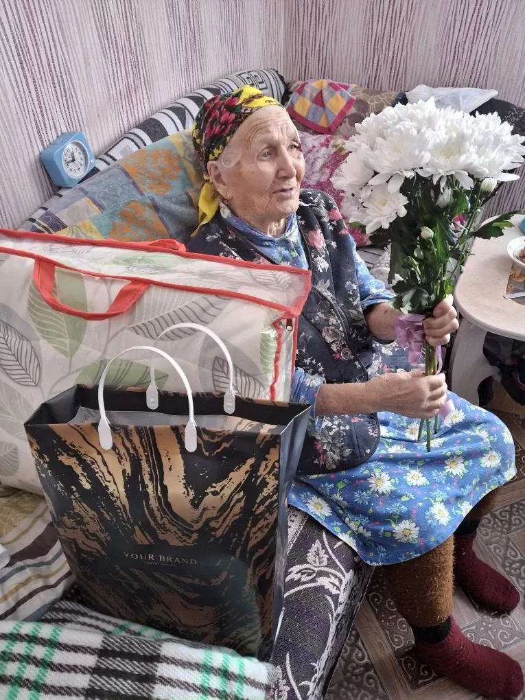 Татар Исламы авылының хөрмәтле акъәбие туган көнен билгеләп үтте