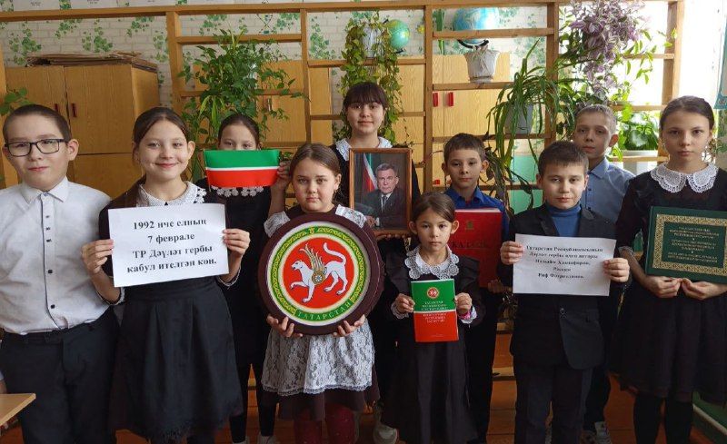 Акъегет мәктәбендә тарихи сәгать үткәрелде