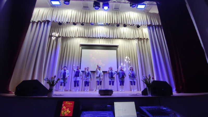 Бишнәдә Халыкара хатын-кызлар көнен яңарган, заманча мәдәният йортында каршы алдылар