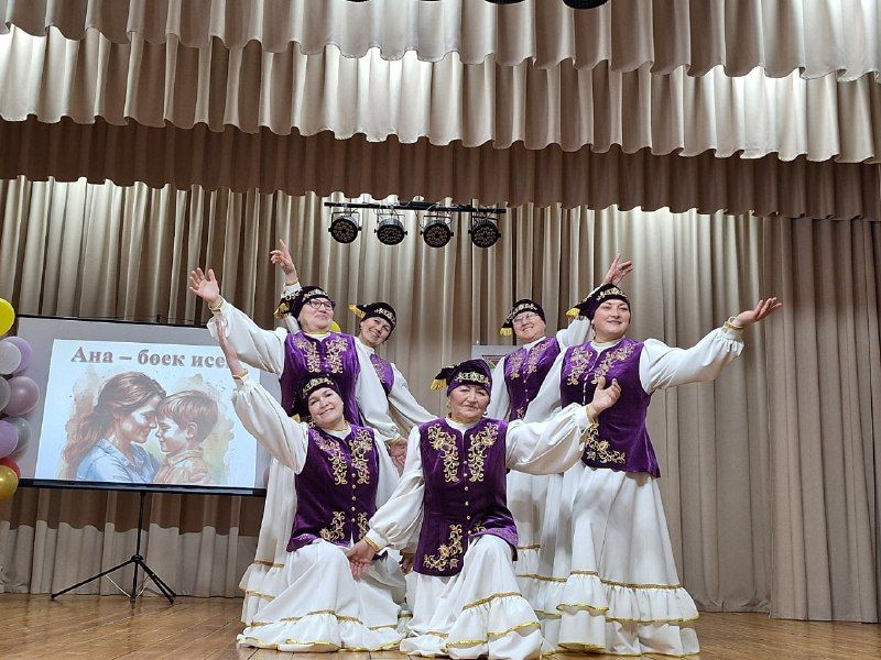 Мулла Иле мәдәният йортында «Ана - бөек исем» дигән бәйрәм кичәсе узды