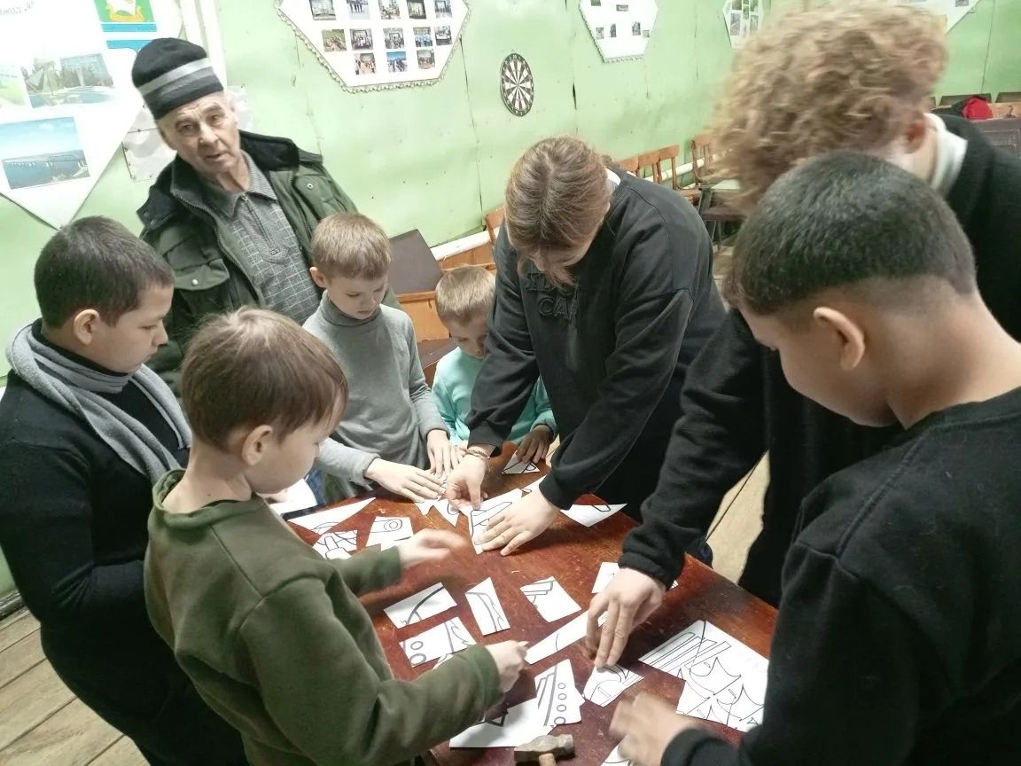 Карашәмдә үсеп килүче буынга Ватанны яклауның мөһимлеге турында сөйләделәр