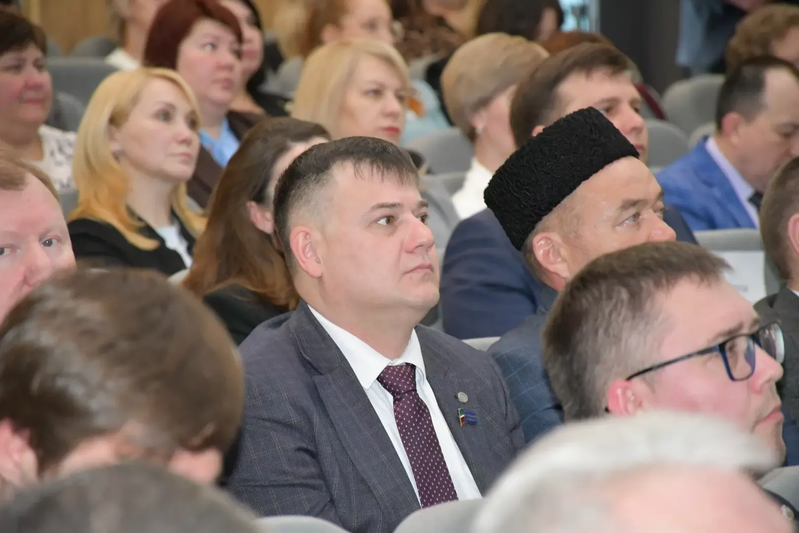 Бүген Яшел Үзән муниципаль районы Советының һәм Яшел Үзән шәһәре Советының бишенче чакырылыш сессиясе уза