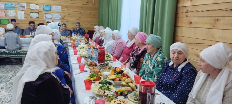 Олы Яке авылында ифтар мәҗлесе узды
