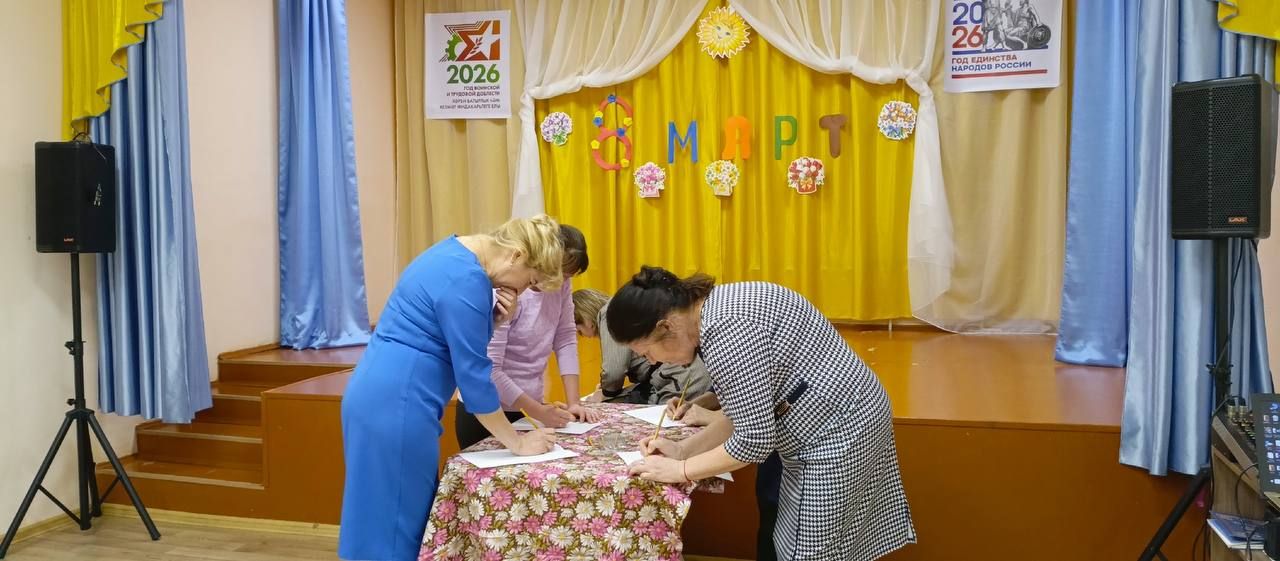 Бакырчы мәдәният йортында «Кызлар — йолдызлар» дигән бәйге-кичә узды