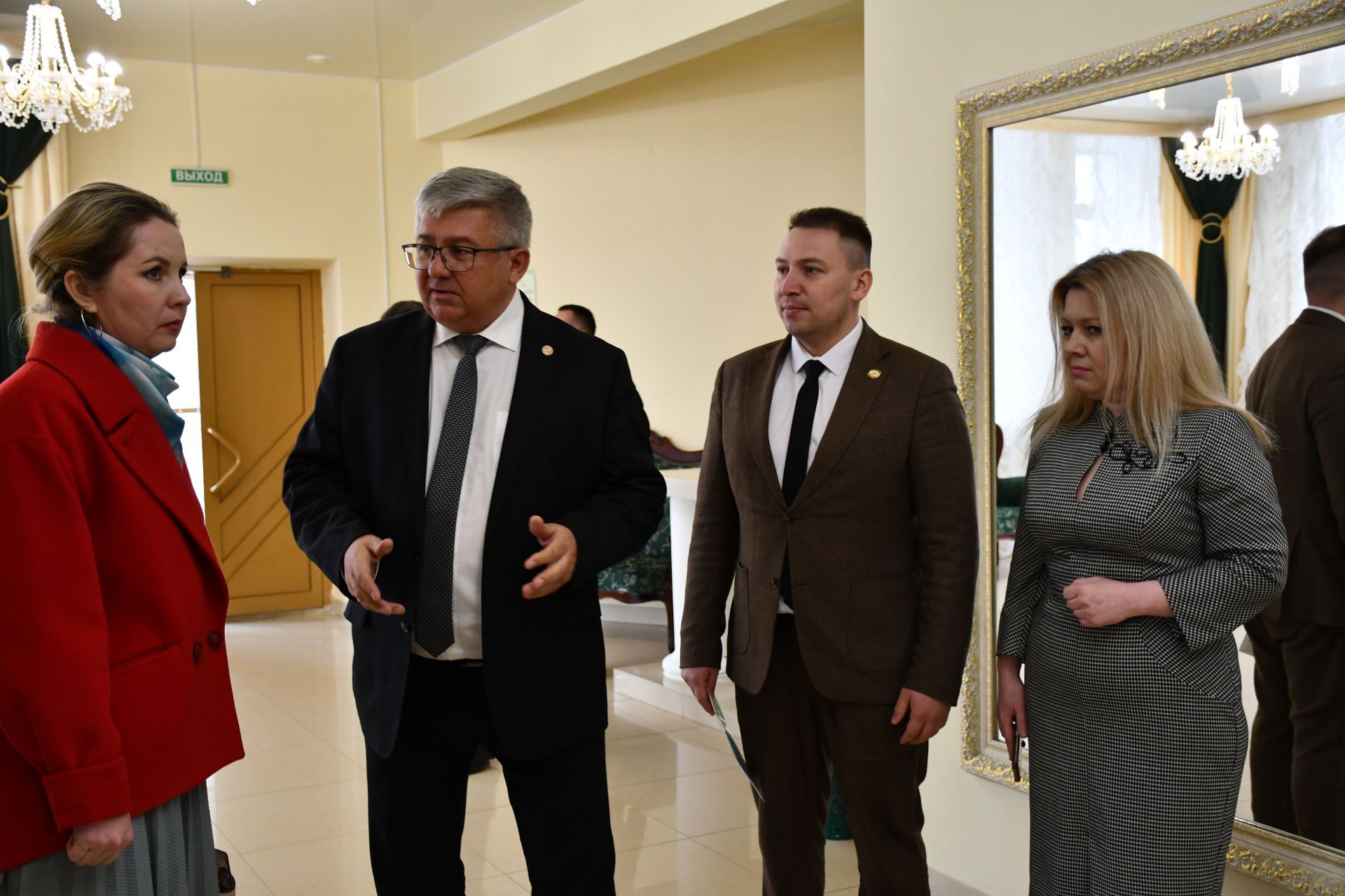 «Гаилә автобусы» Яшел Үзәндә тукталды