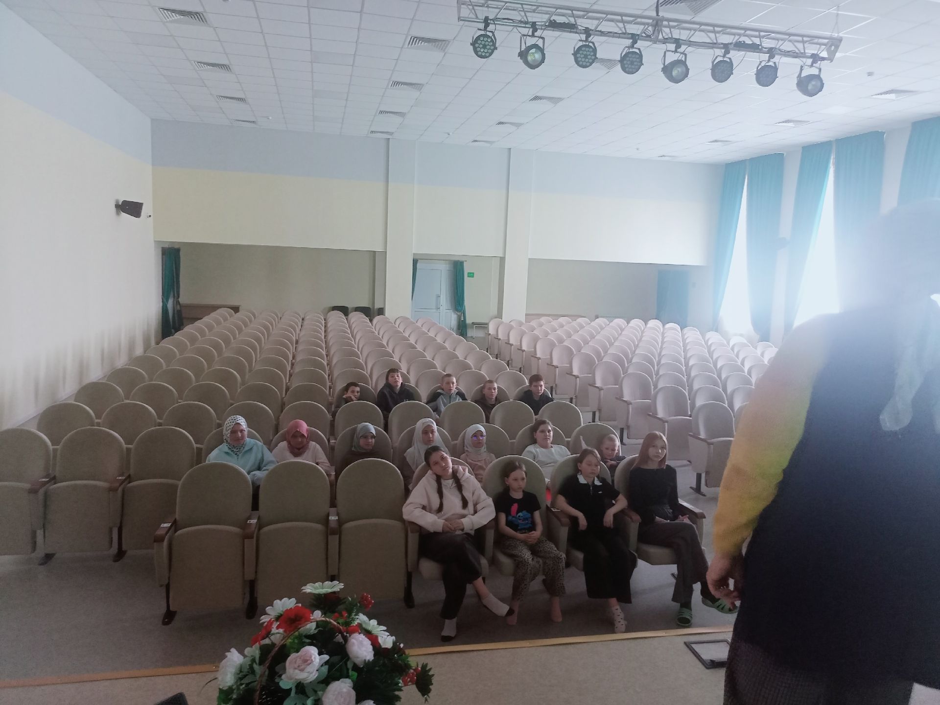 «Киттек!»: Олы Ачасыр балалары космик сәяхәт кылды