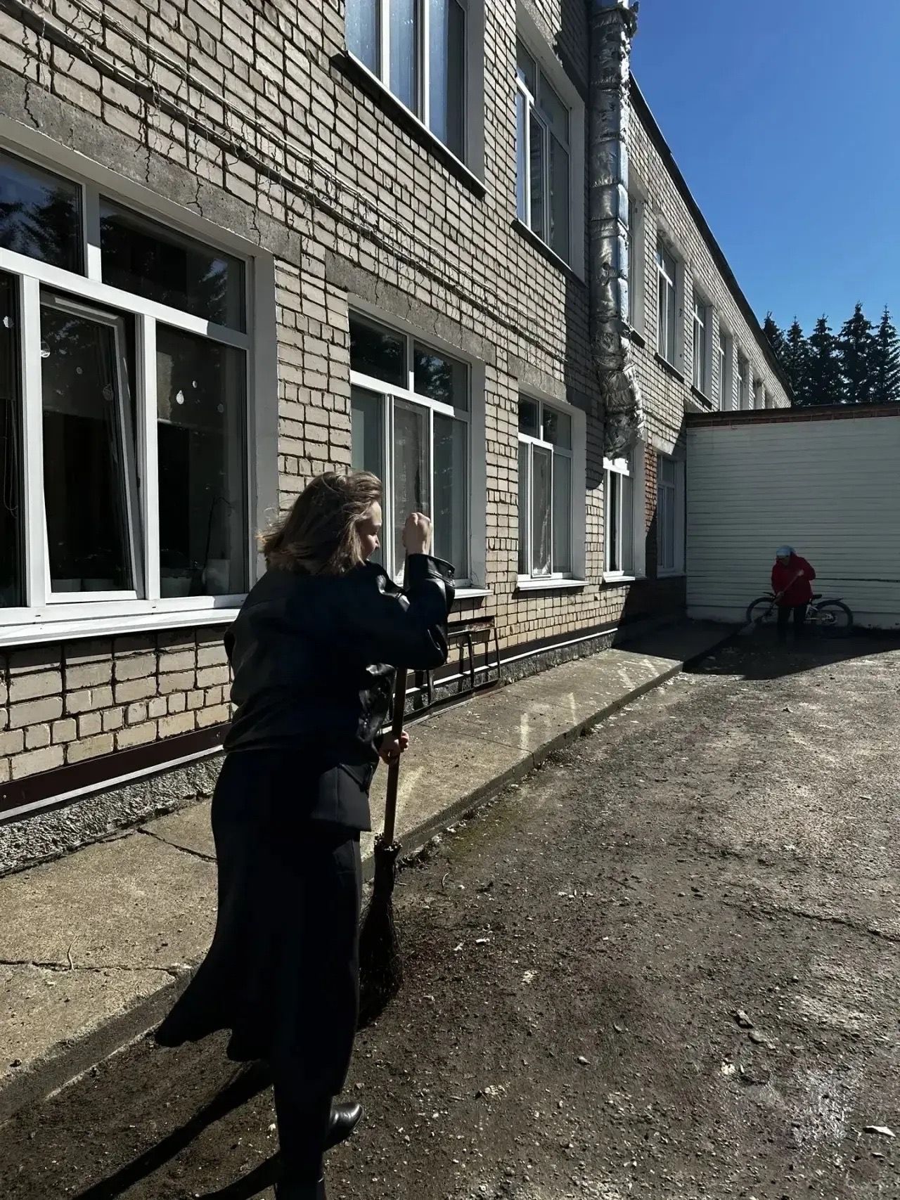 Бүген Олы Карагуҗа җирлегендә зур өмә оештырылды