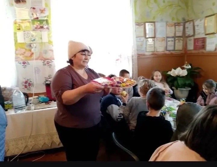 Ямьле яз бәйрәме: Тау Илендә күңелле чара узды