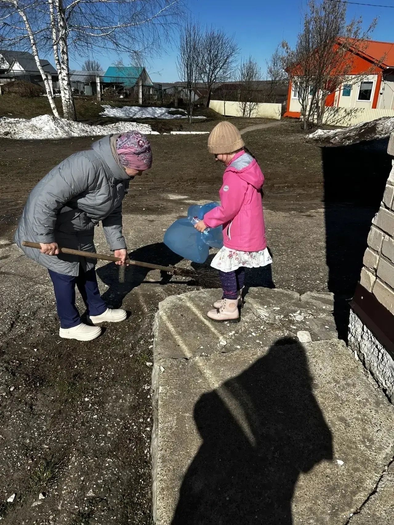 Бүген Олы Карагуҗа җирлегендә зур өмә оештырылды