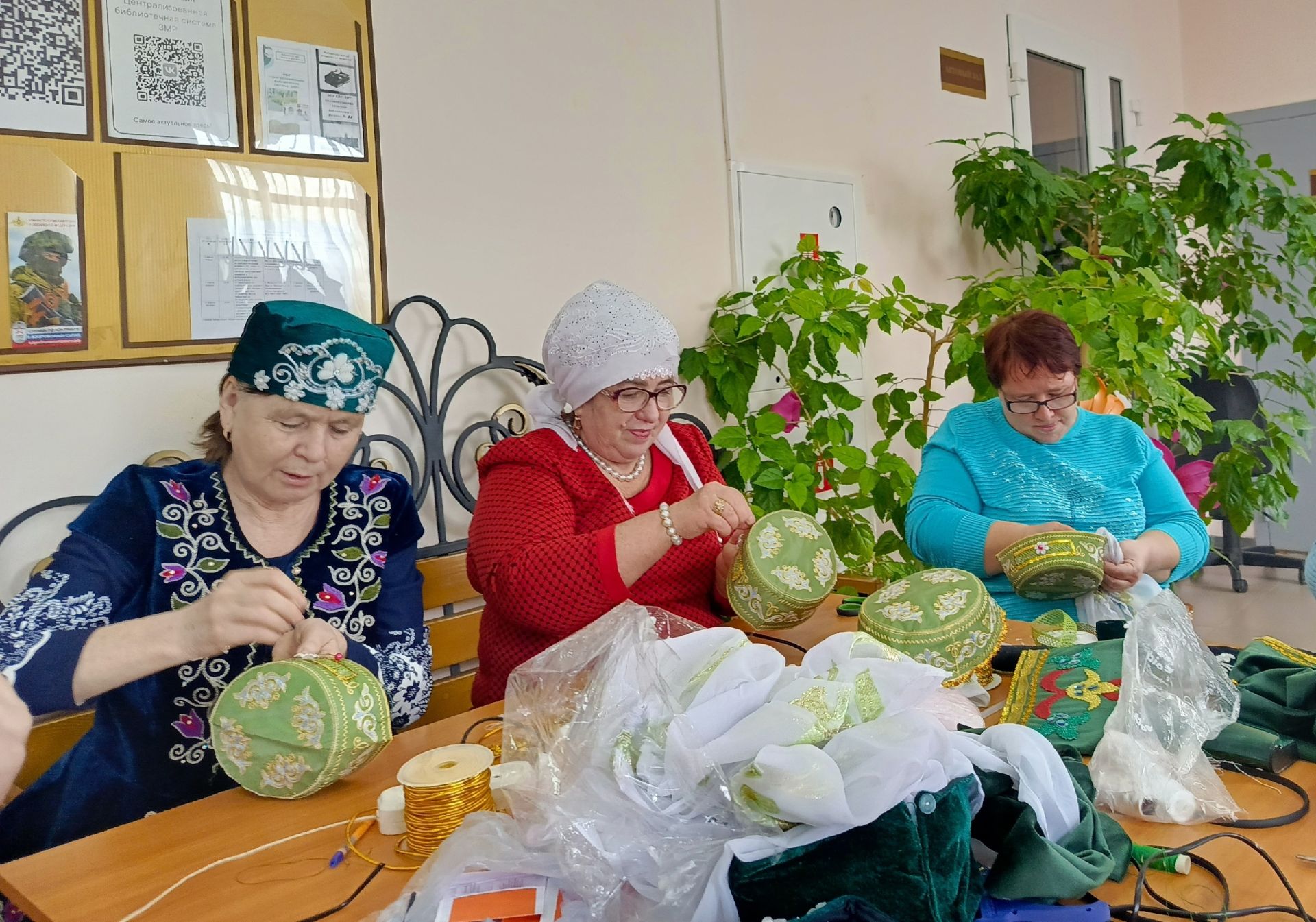 Үз кулыбыз белән калфак: Олы Яке мәдәният йортында осталык дәресе узды