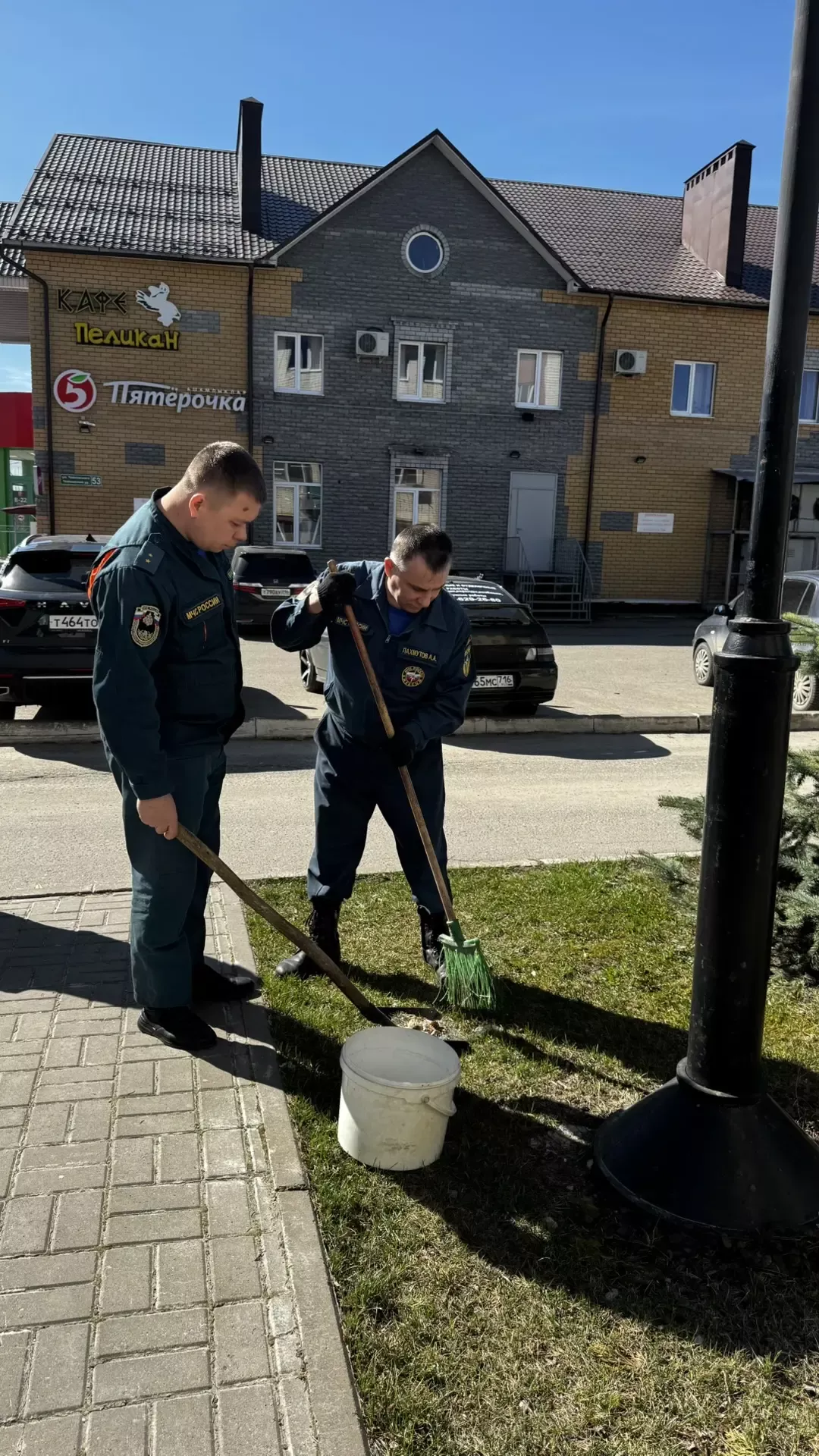 Яшел Үзән чисталыкны ярата: МЧС хезмәткәрләре өмәгә чыкты