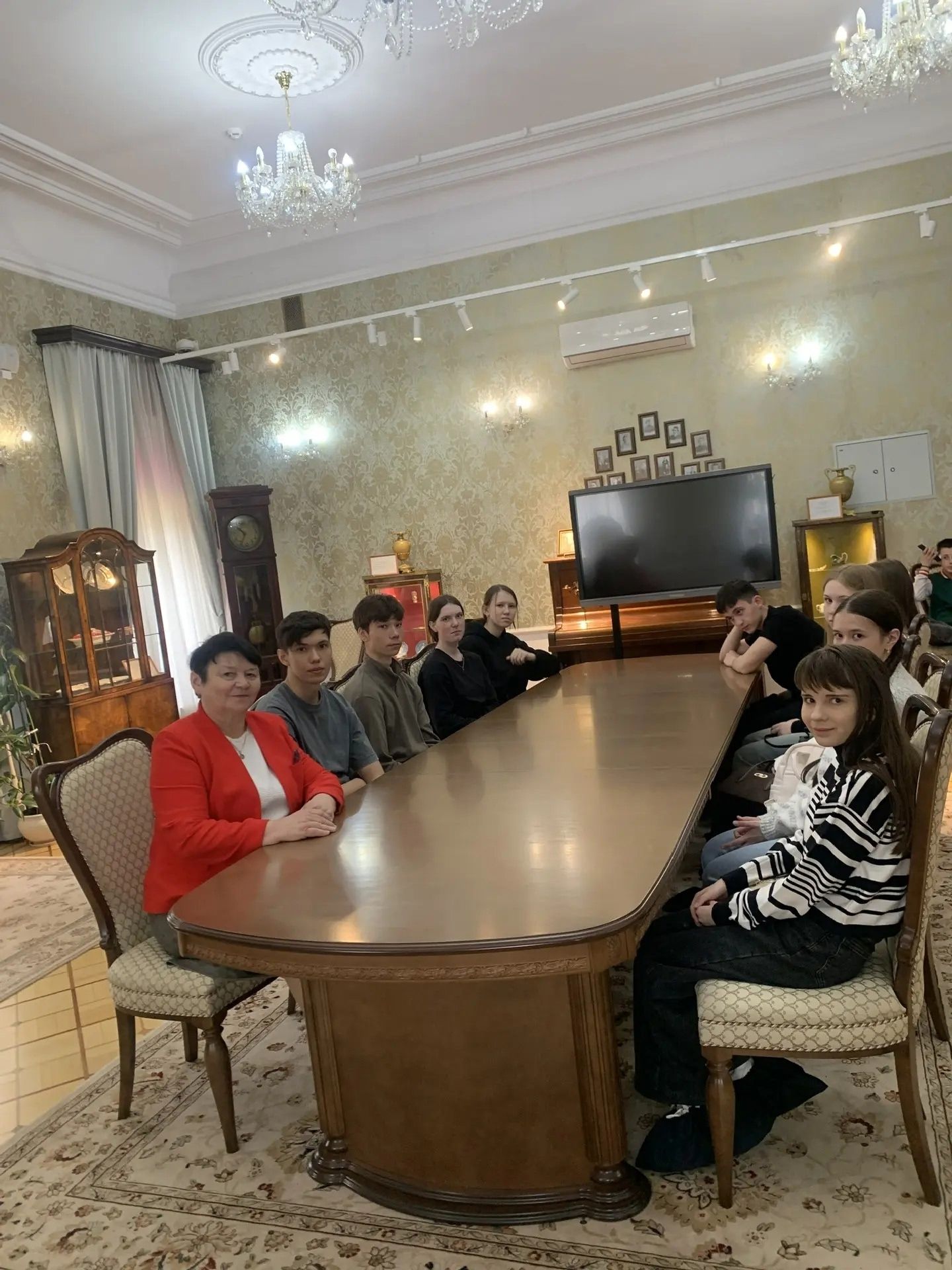 «Казан безне көтә иде»: Норлат мәктәбе укучылары Татарстан башкаласына сәяхәт кылды