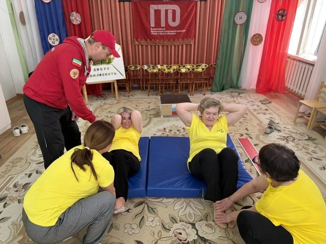 «Красная Шапочка» балалар бакчасы әзерлек төркеме тәрбияләнүчеләре һәм хезмәткәрләре ГТО нормативлары тапшырды