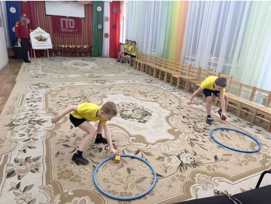 «Красная Шапочка» балалар бакчасы әзерлек төркеме тәрбияләнүчеләре һәм хезмәткәрләре ГТО нормативлары тапшырды