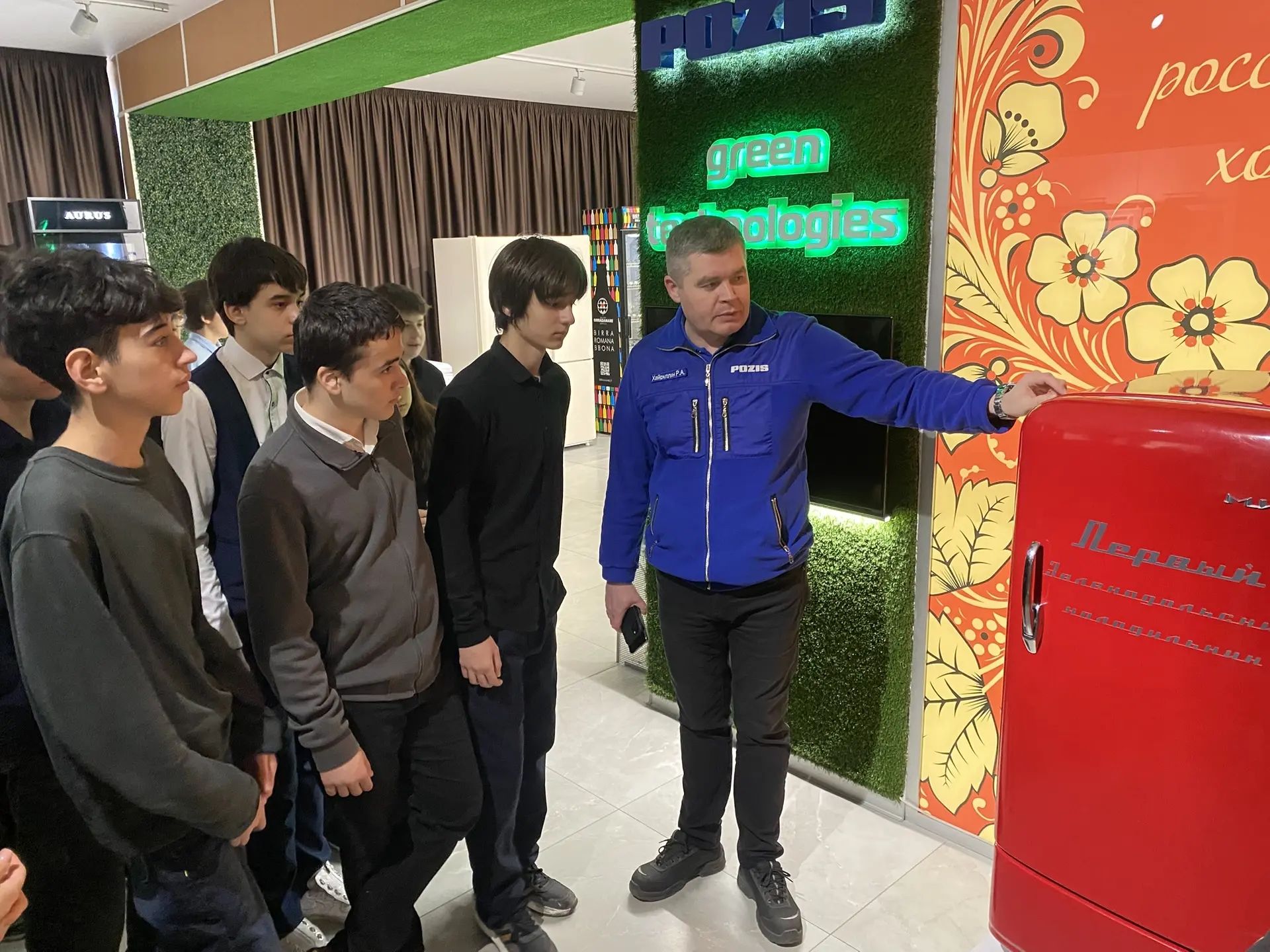 На познавательную экскурсию в «ПОЗиС»