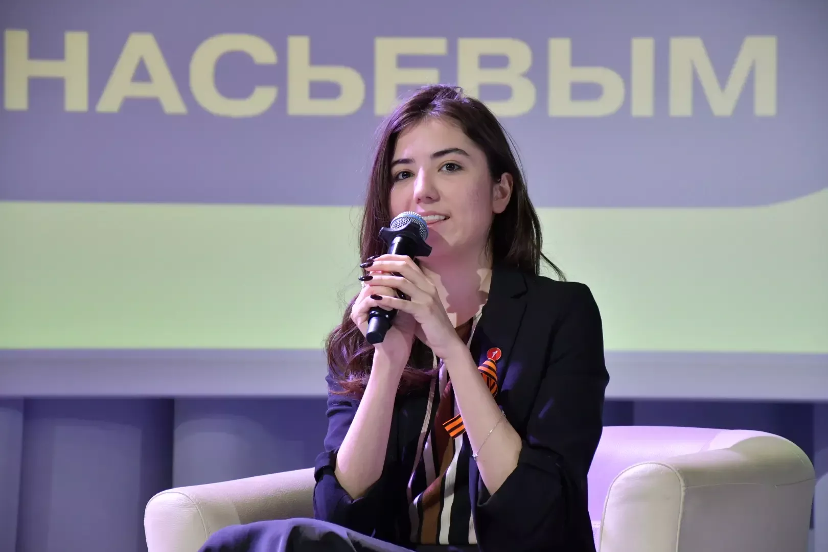 Яшел Үзәндә «Зурларча аралашу» уза: район башлыгы Михаил Афанасьев балалар белән ачык диалогка чыга