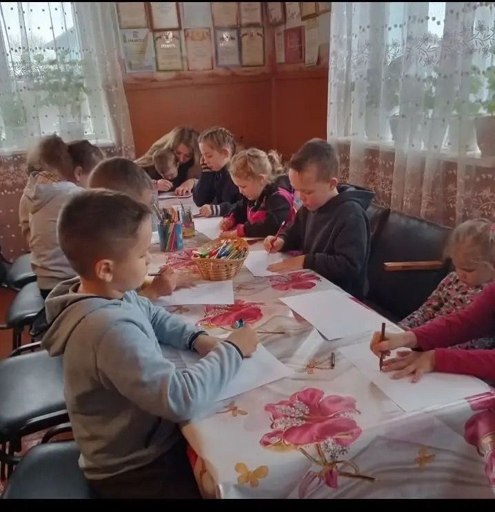 Тау Иле мәдәният йортында «Табигатьтә яз уяна» рәсем конкурсы узды