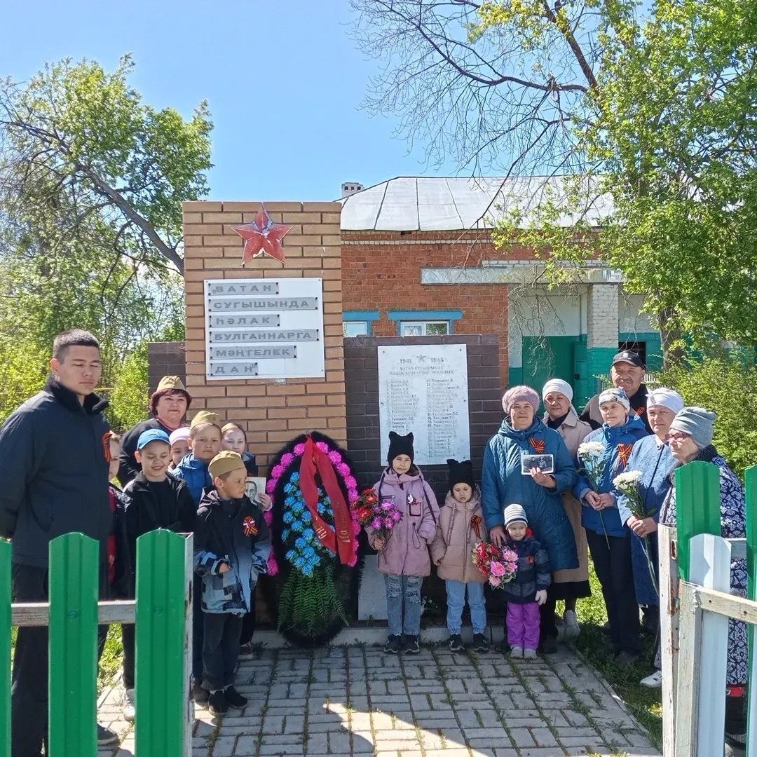Тау Иле авылында Бөек Җиңүгә багышланган митинг узды