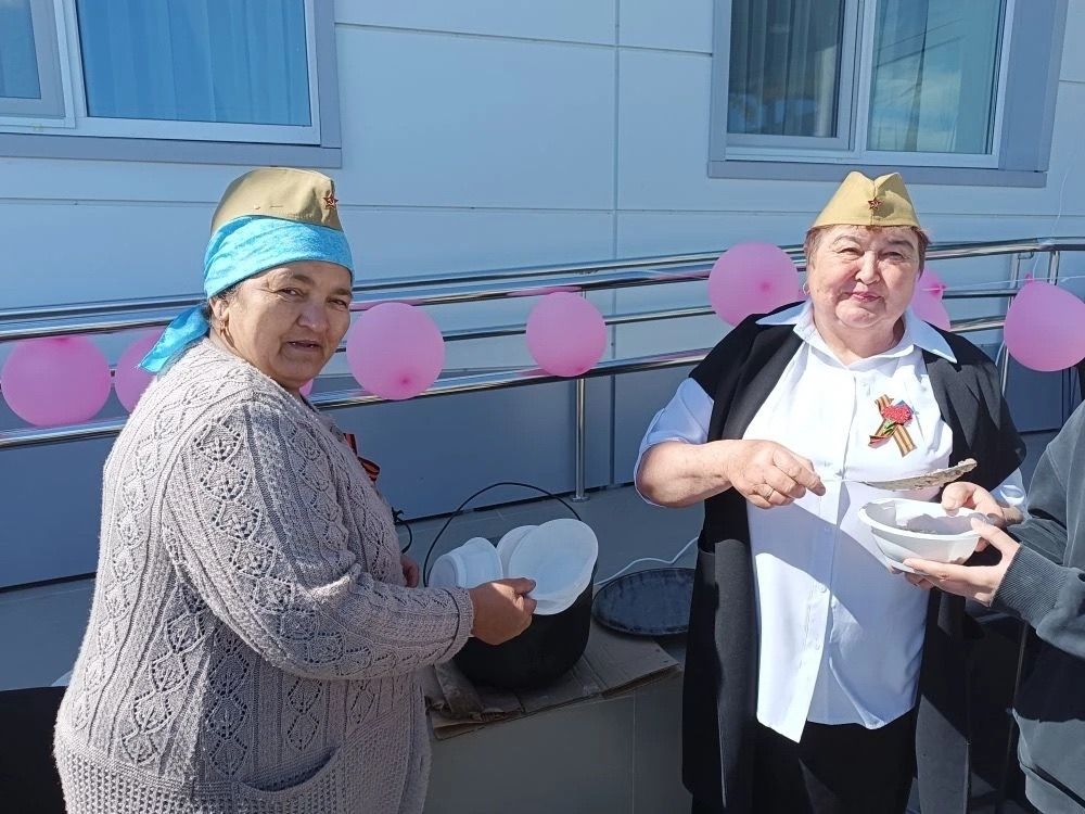 Олы Ачасыр авылында Бөек Җиңүнең 81 еллыгына багышланган митинг узды