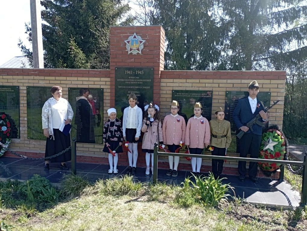 Бөек Җиңүнең 81 еллыгы: Күгәй авылында узган митинг хәтер һәм горурлык бәйрәменә әверелде