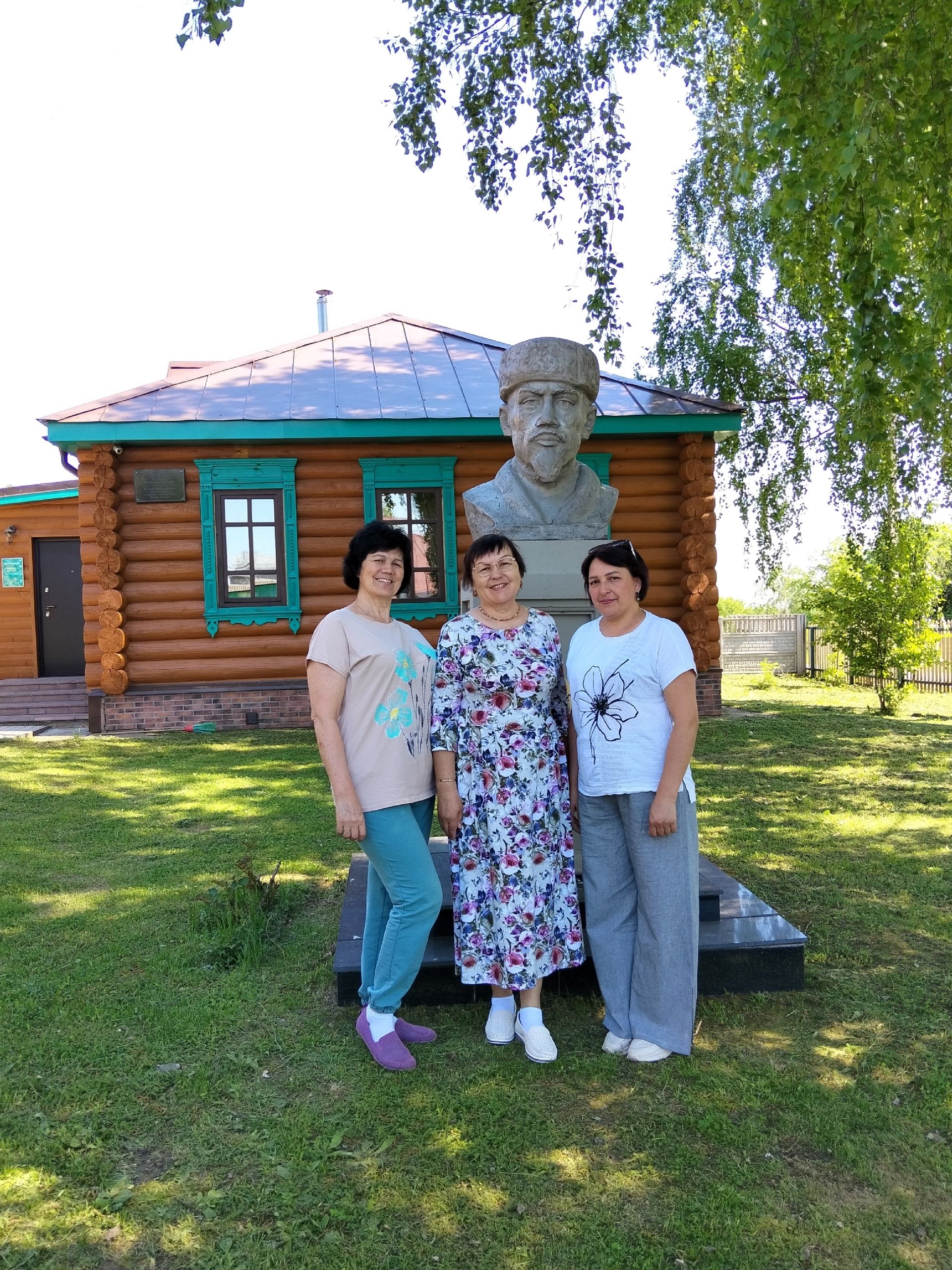 Яшел Үзән мәдәният хезмәткәрләре Кече Шырдан авылында зур очрашуда катнашты