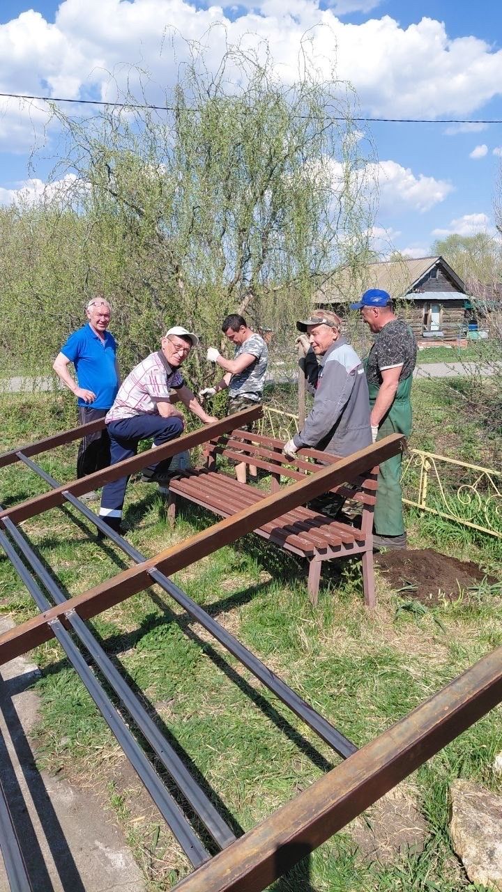 Татар Наратлысында «Сугыш чоры балалары» истәлек такталары һәм Дан аллеясы ачылды