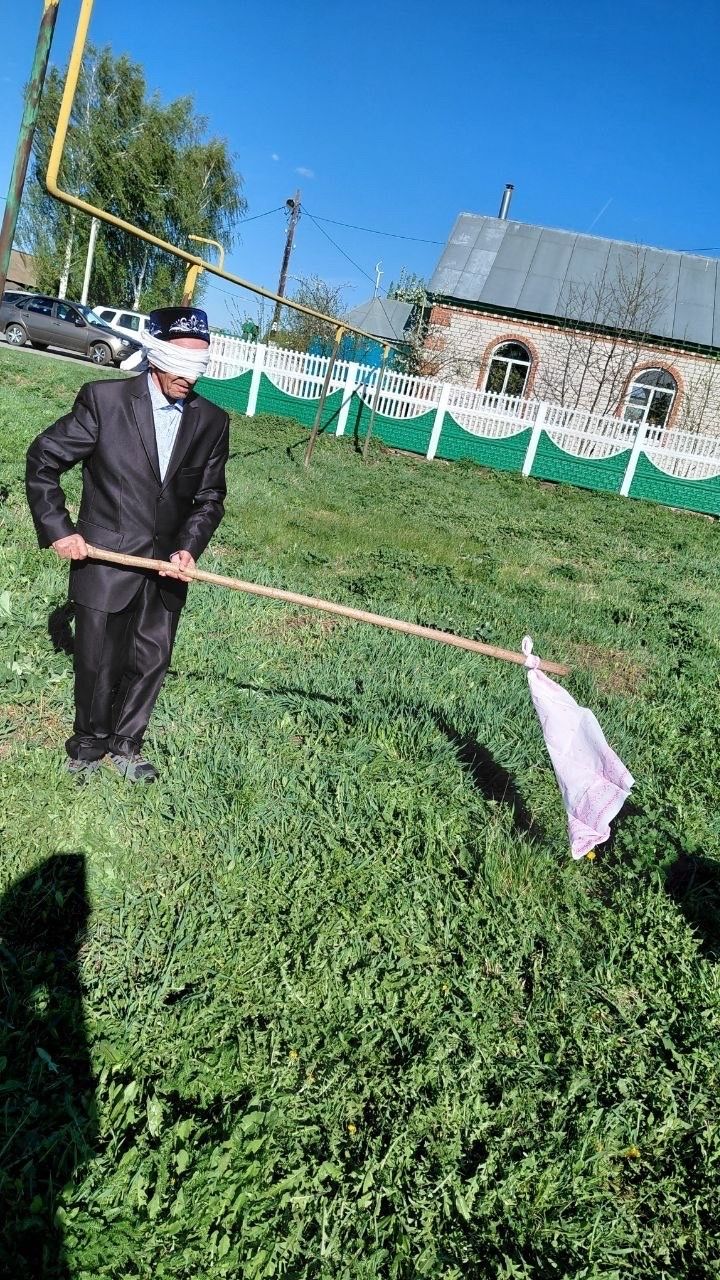 Татар Наратлысында «Сугыш чоры балалары» истәлек такталары һәм Дан аллеясы ачылды