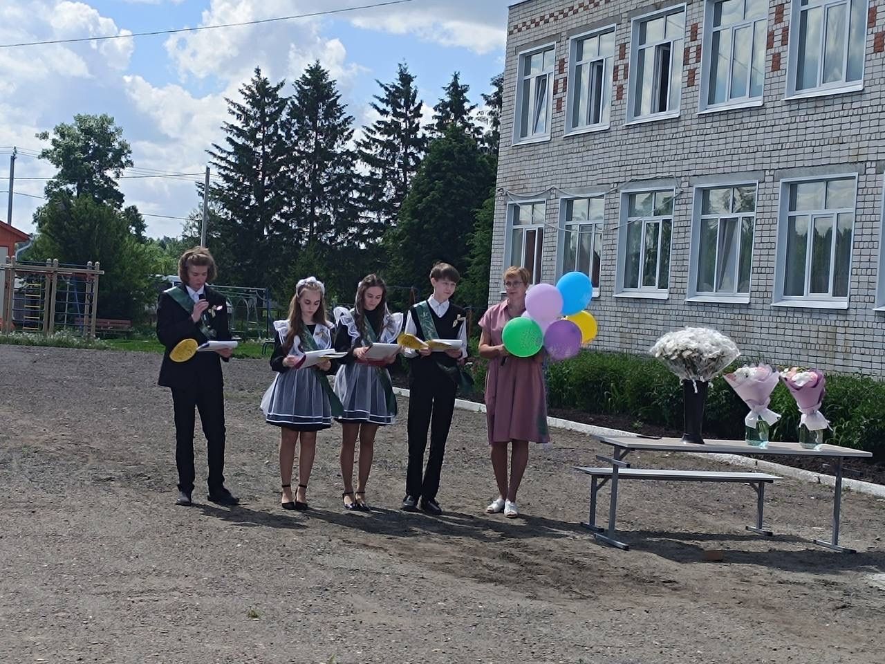 Татар Танае мәктәбендә соңгы кыңгырау чыңлады