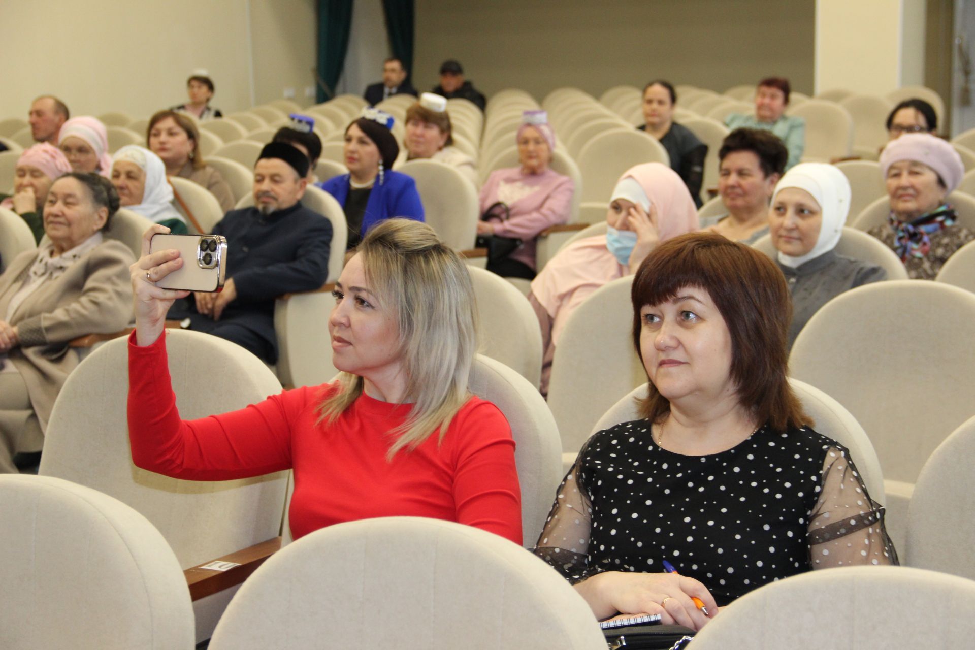 «Тукай безнең йөрәкләрдә»: Олы Ачасырда Г.Тукайның 140 еллыгы уңаеннан әдәби-музыкаль кичә узды