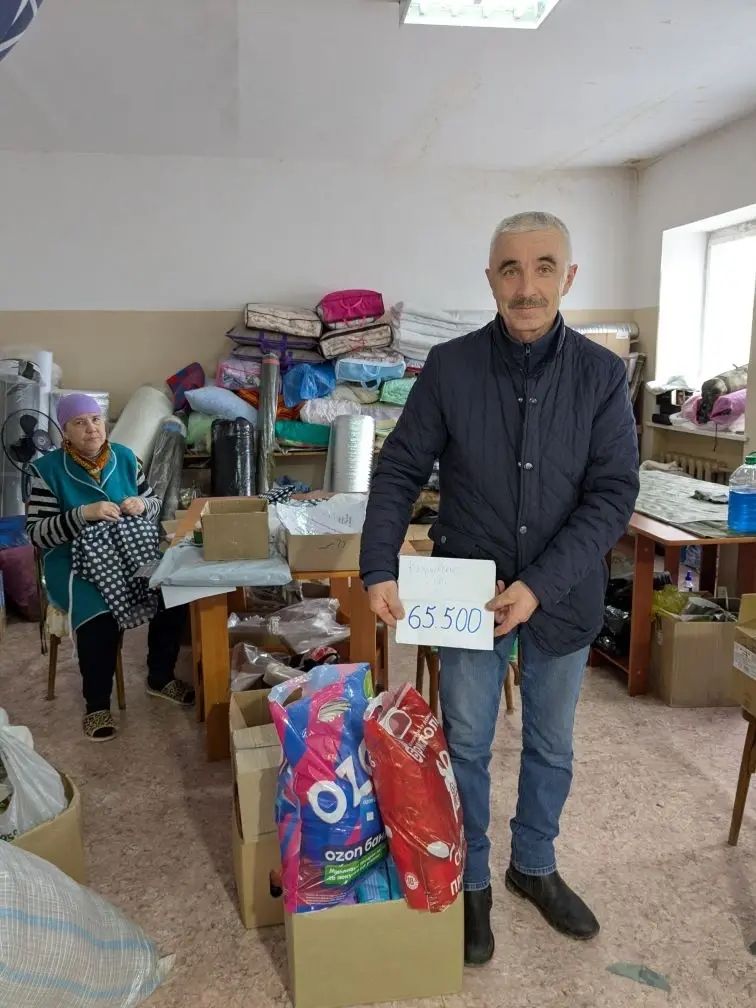 «Өмет» волонтерлар штабы чираттагы гуманитар ярдәмне фронтка җибәрде